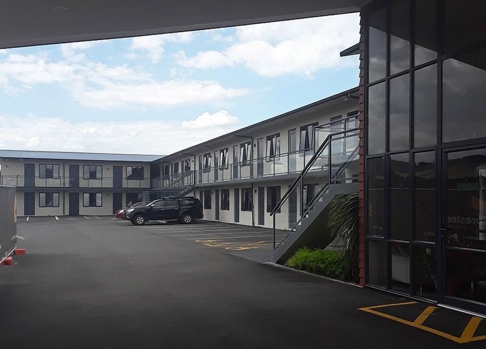 Pokeno Motel