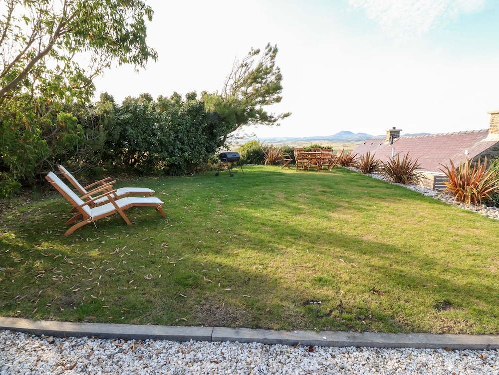 Sunstone Lodge