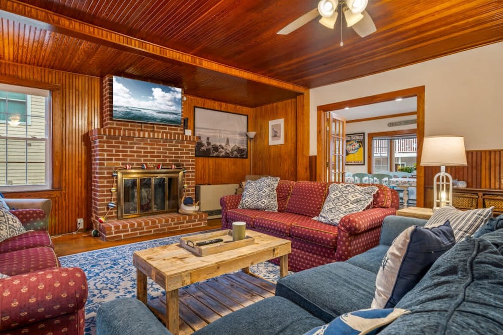 Danemead Cottage - For 10ppl