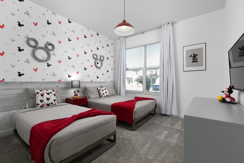 Spacious Home at Storey Lake With Private Pool Near Disney - Image 5