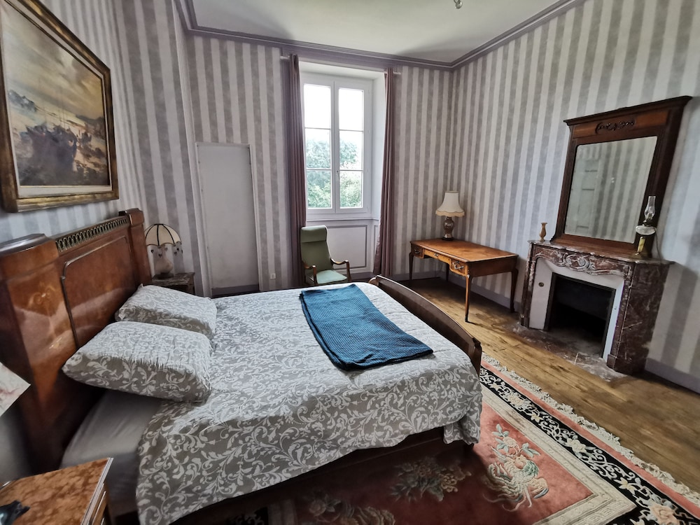 le domaine du château de Launay Guen view 3