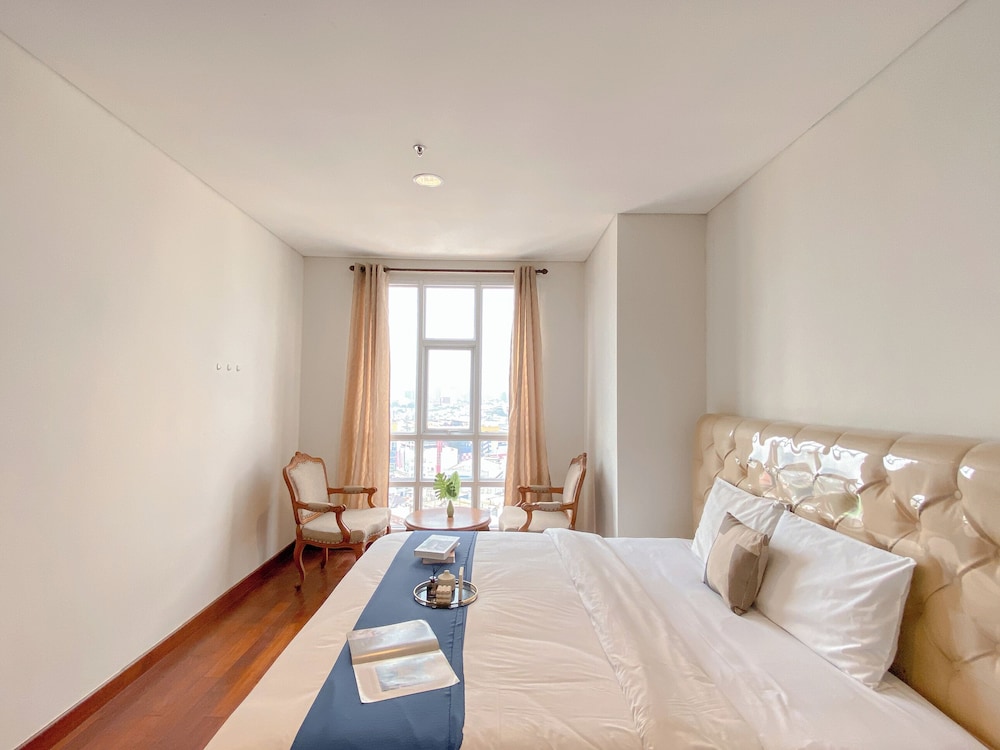 Big and Cozy 3BR Apartment Lucky Tower Residence