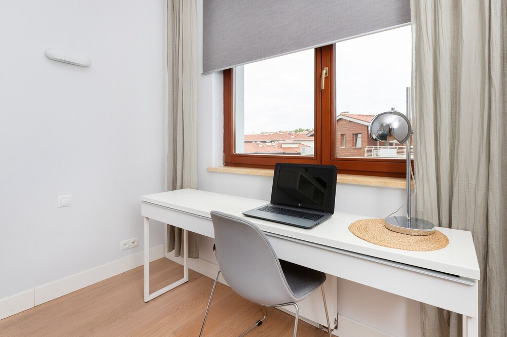 Neptun Park Apartment Gdańsk by Renters view 2