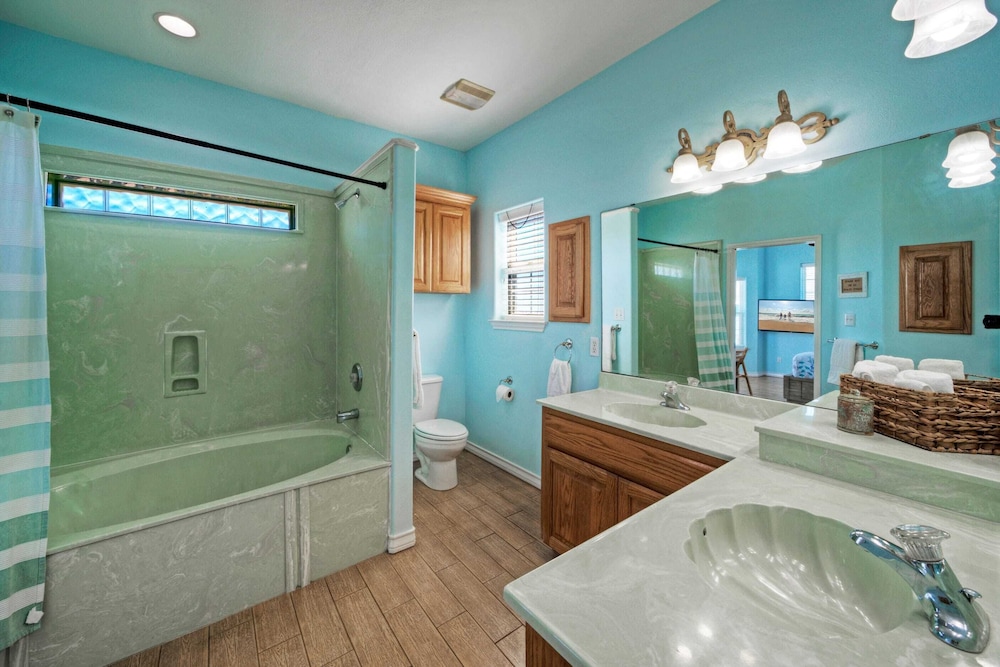 Ocean View Escape w/ Boardwalk + Pool Access Point Break by Avantstay