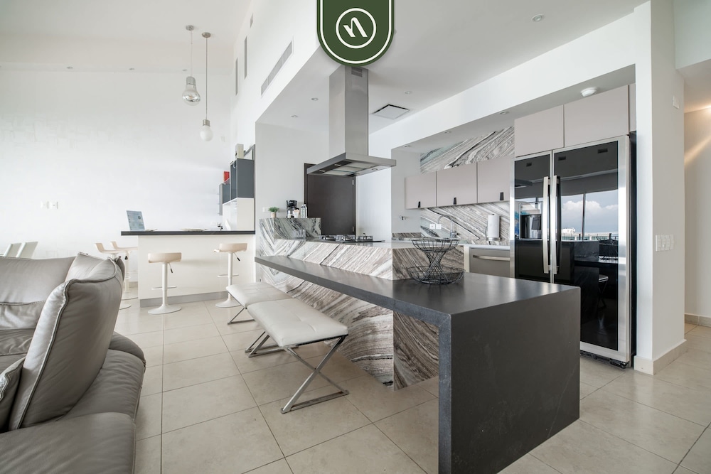 Grand Venetian T3000 Ph202