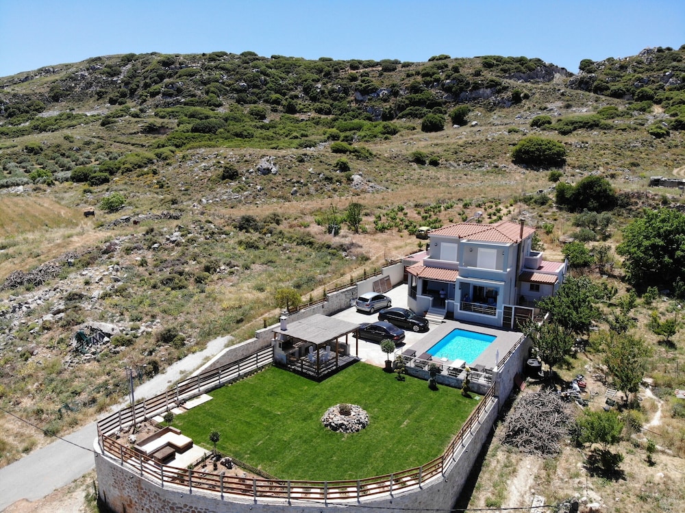 Villa Stironas