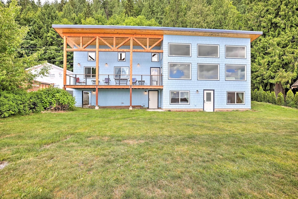 Lake Whatcom House w/ Private Hot Tub + Dock view 2