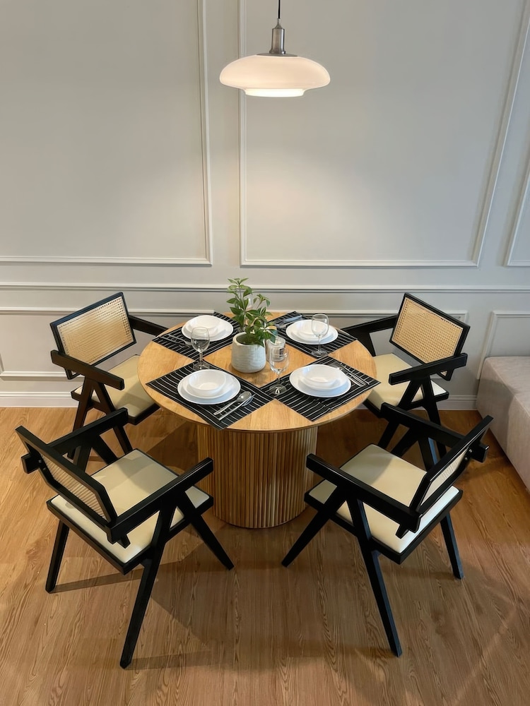 Platinum Quill Apartments Residences