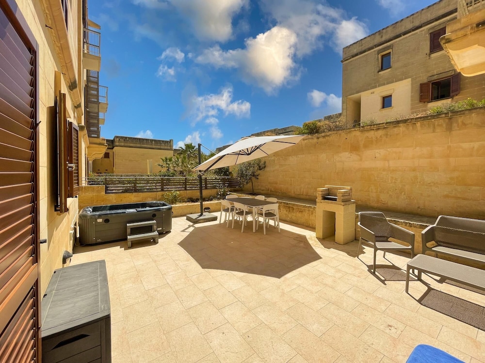 Peaceful Home With hot tub and 2 Communal Pools view 2