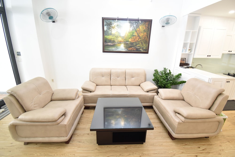 Linh House
