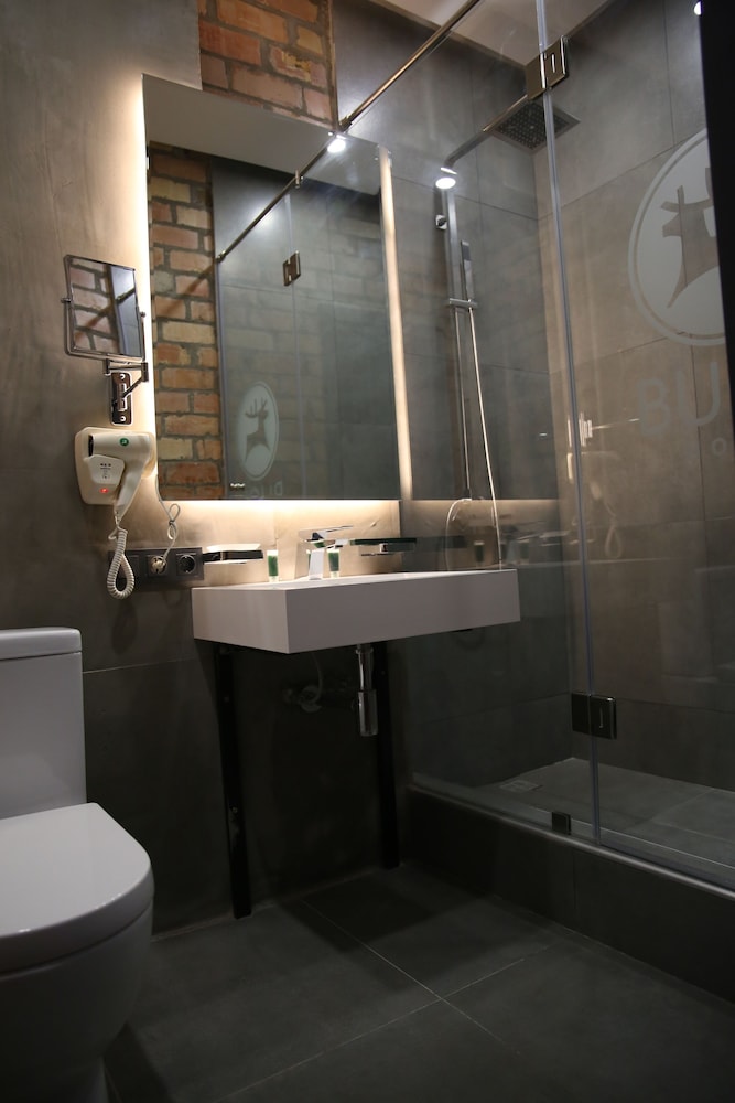 Bugu Hotel Bishkek 32