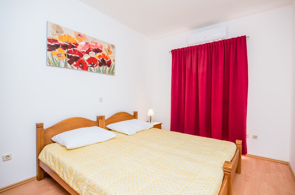 Burum Apartments