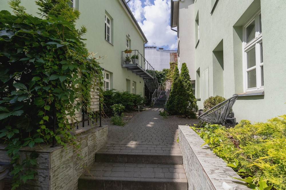 Krakow Two-storey Apartment by Renters view 3