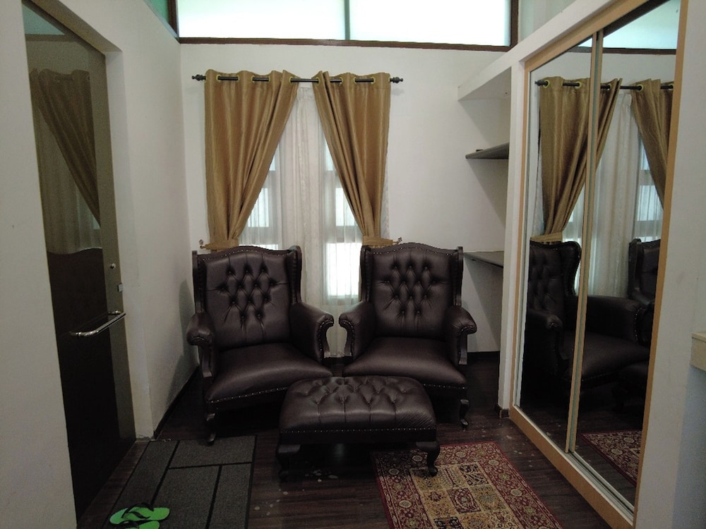 Villa D'Acqua Homestay