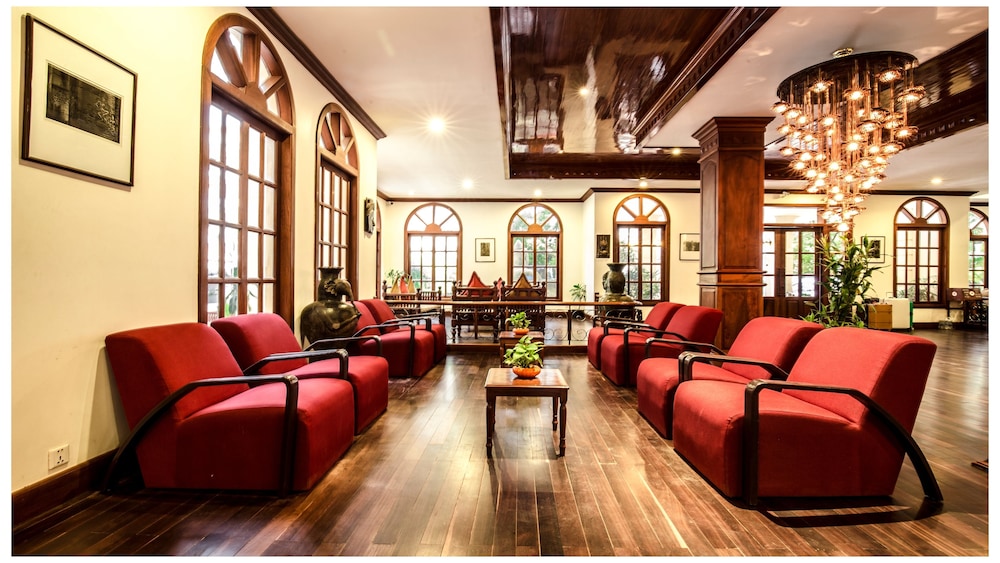 Royal Crown Hotel & Spa view 4
