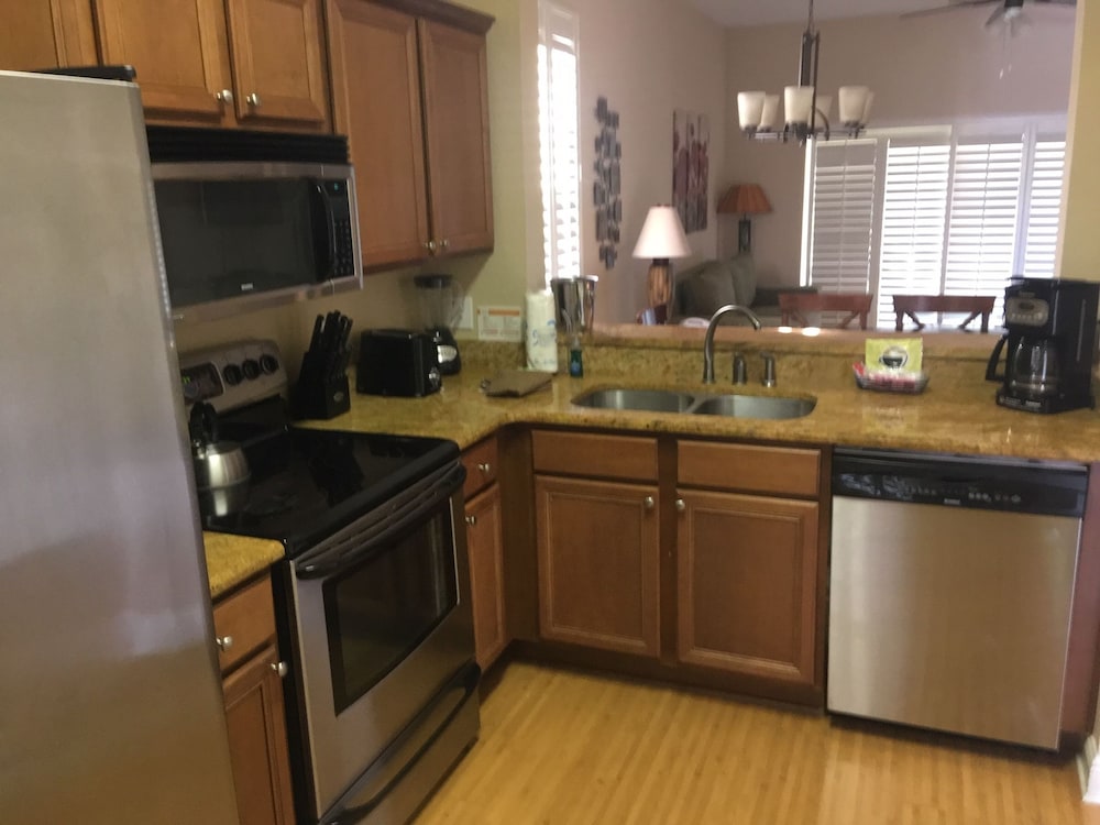 Villas At Regal Palms