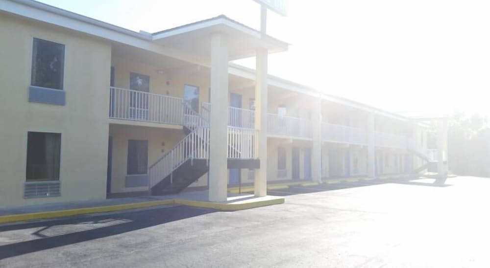 Royal Inn