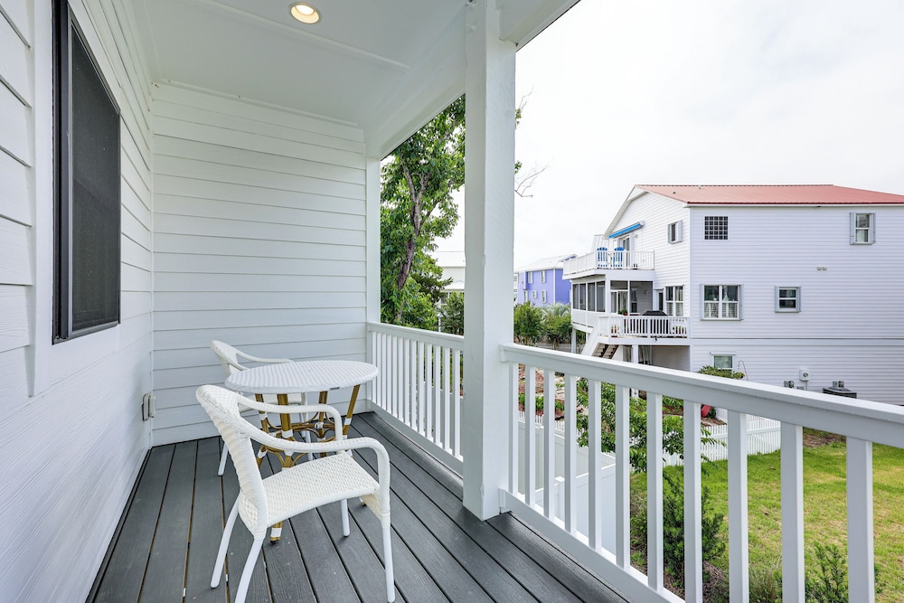 Walk to the Waves: Coastal Kure Beach Retreat