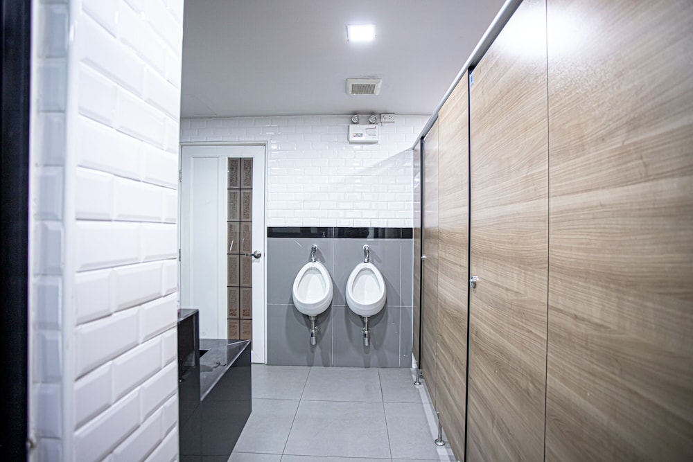 Travelier Hostel