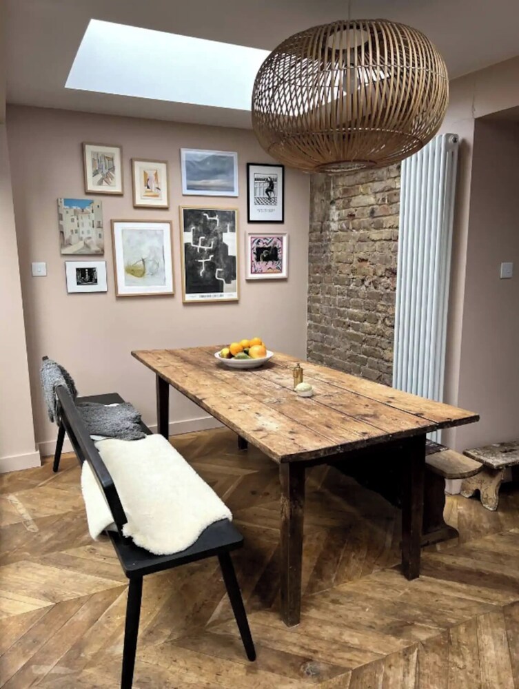 Lovely 3BD Victorian Townhouse W/garden - Brixton!