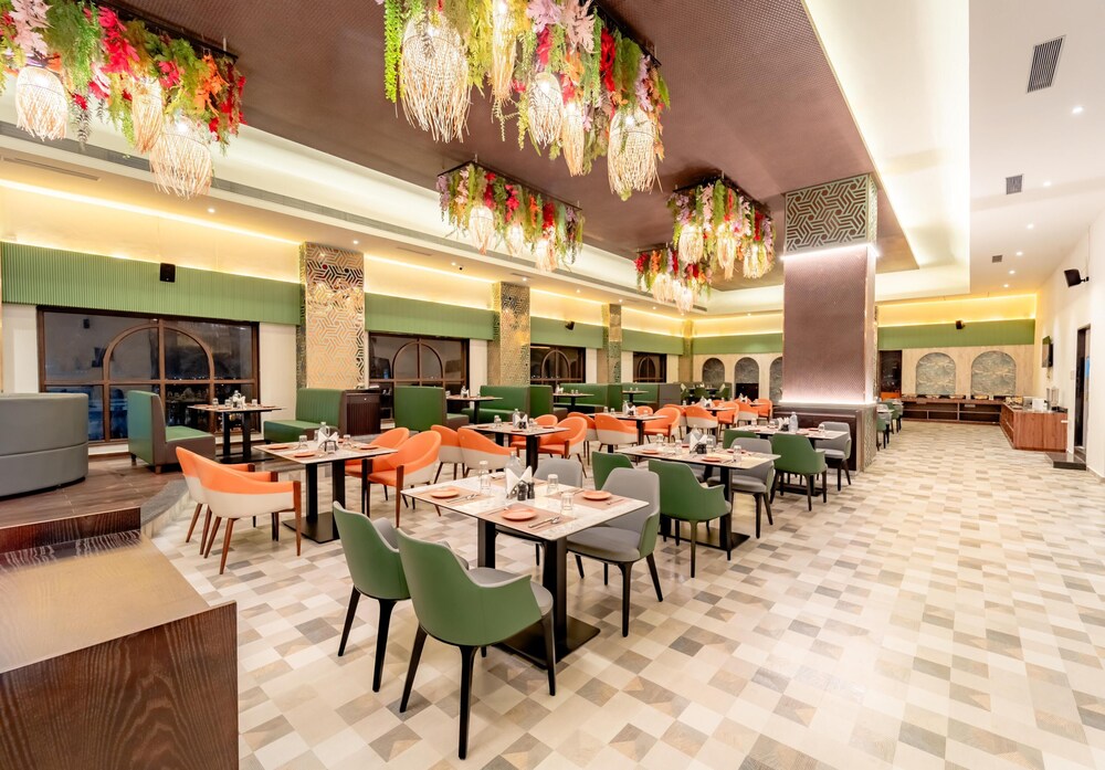 Pravasa Hotel Vijayapura