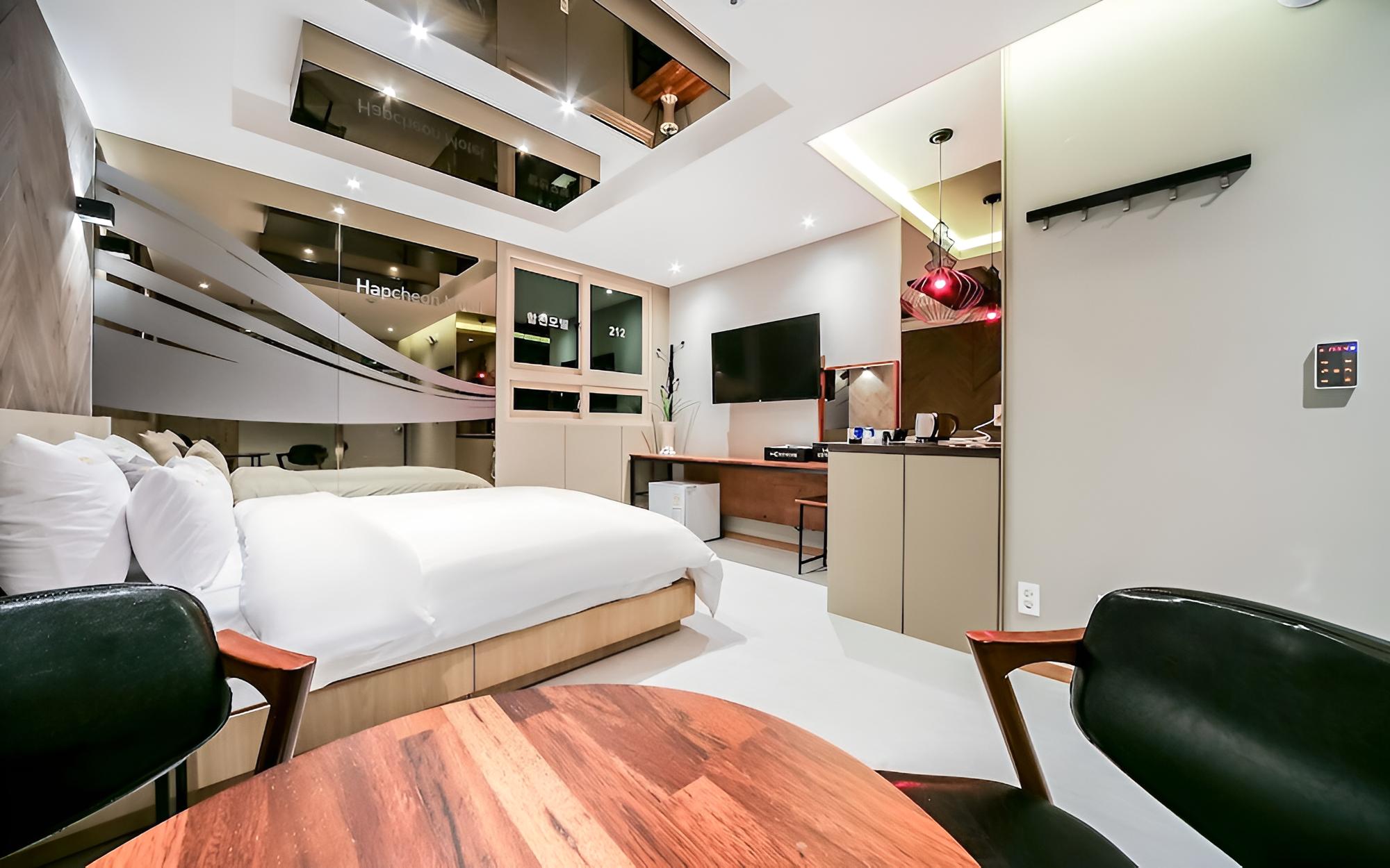 Hapcheon HC Hotel view 5