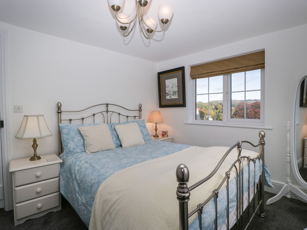 Pound Cottage