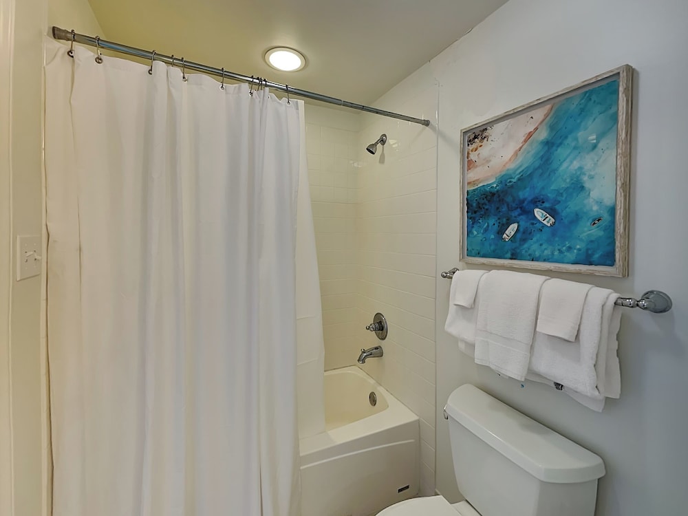 Four Seasons #701E by Southern Vacation Rentals