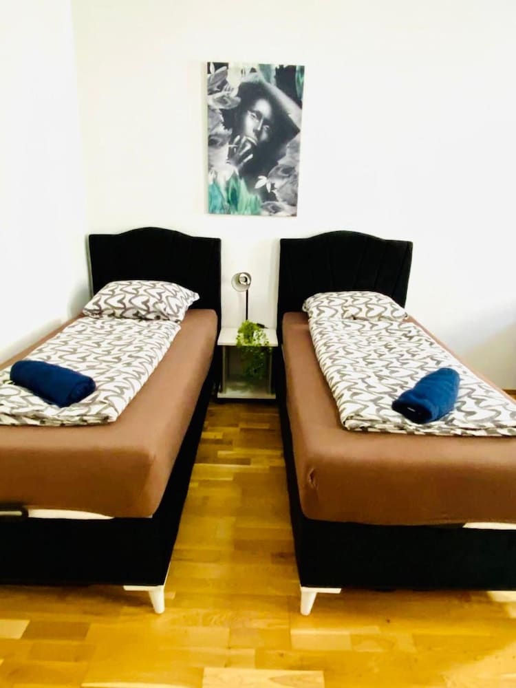 Beautiful Stay for 5 Near Stadthalle