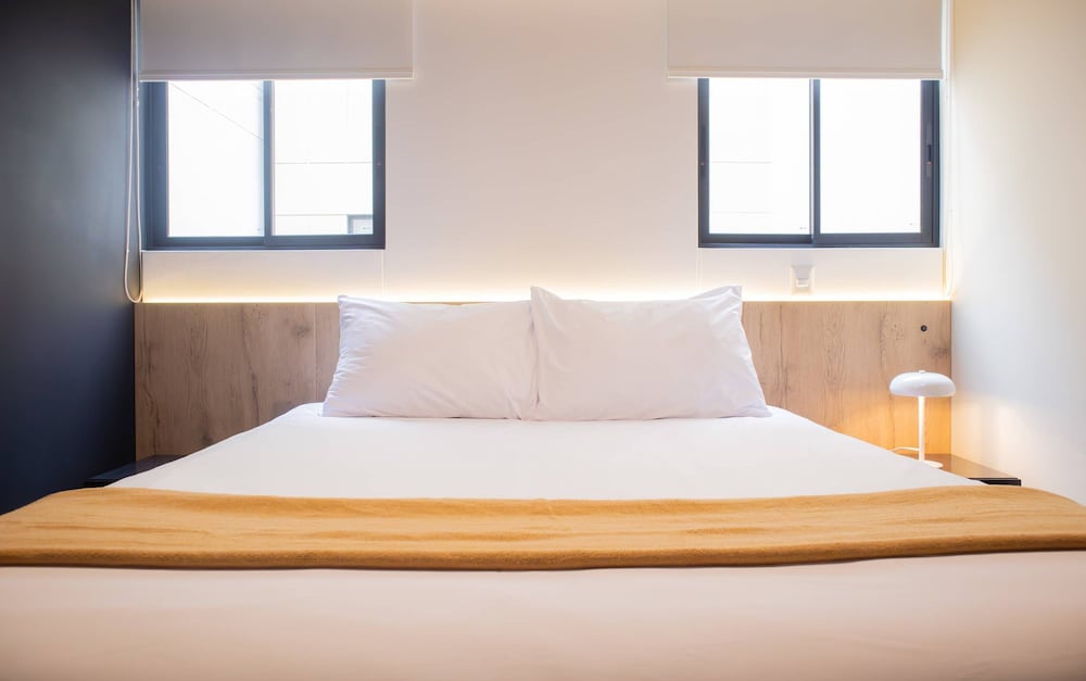 w Cozy 1BR w Balcony Near Kennedy Park