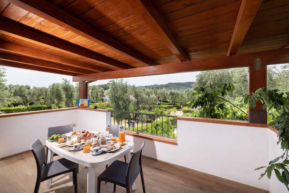 Farmhouse in Vieste Near Gargano Park photo 4