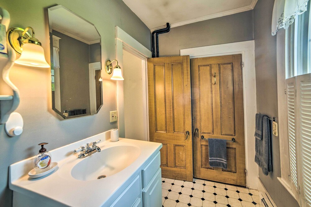 Kennebunk Apartment w/ Local Beach Access! - Property Image 13