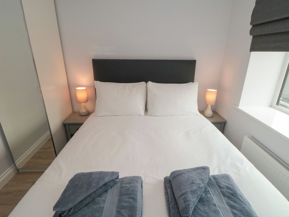 1 Staveley Cottages
