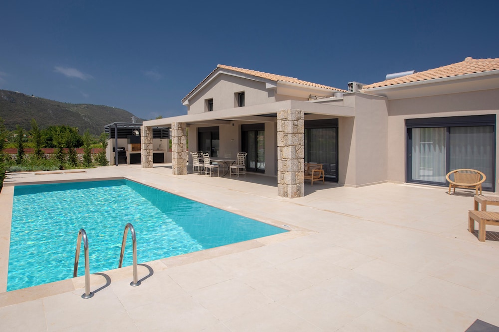 Aquamarina Villas