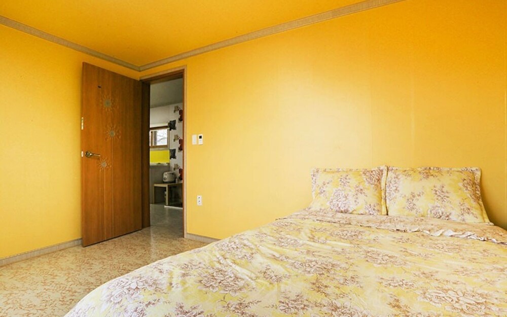 Gyeongju Twin Village Bed and Breakfast