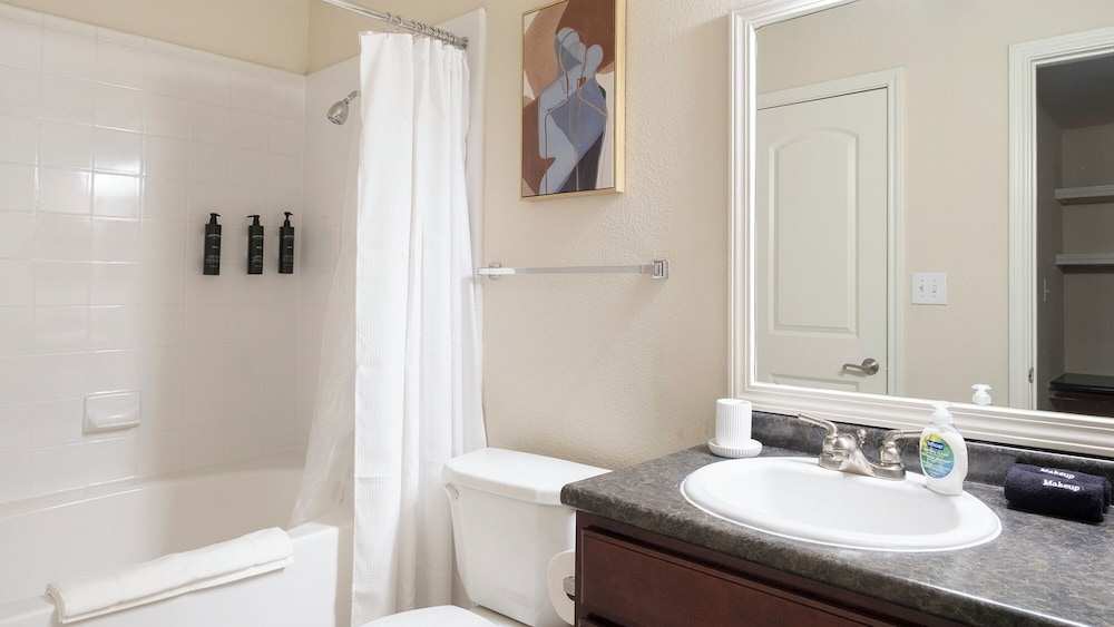 Landing Furnished Apartments Northwest Houston