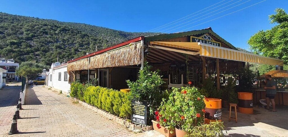 Yalıyanı Pansiyon - Image 49