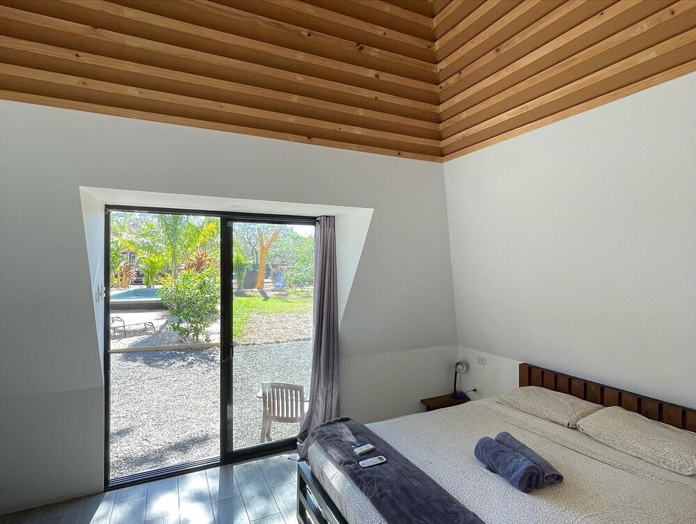Pyramid Lodge Tamarindo Akhenaton
