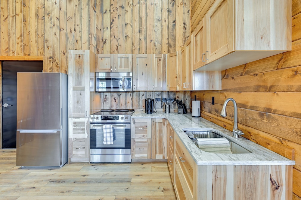 Hunt, Fish & Boat: Northwoods Hideaway