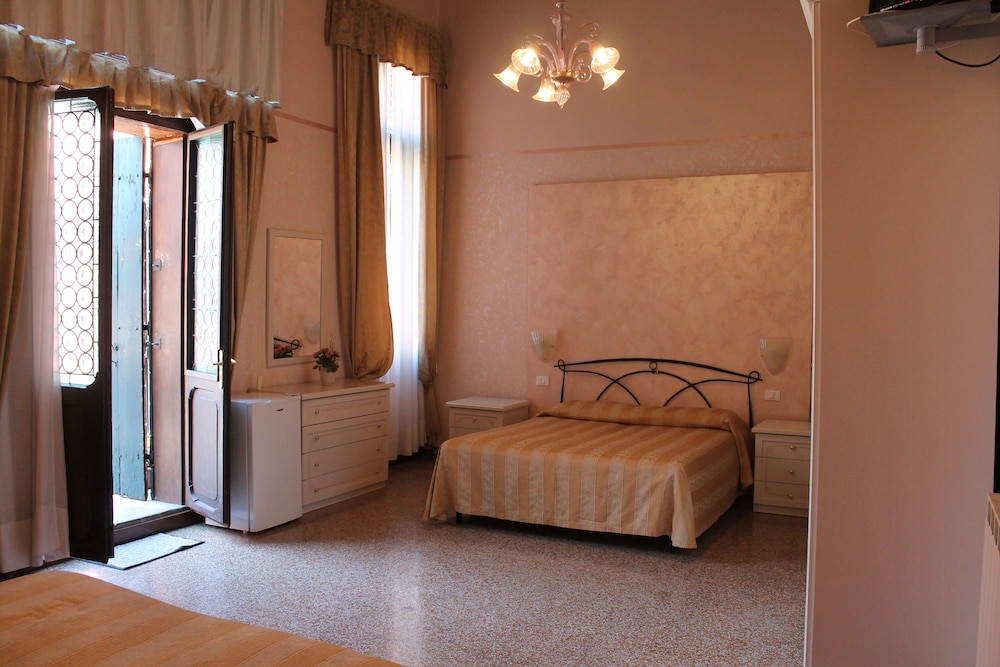 Lion Morosini Palace