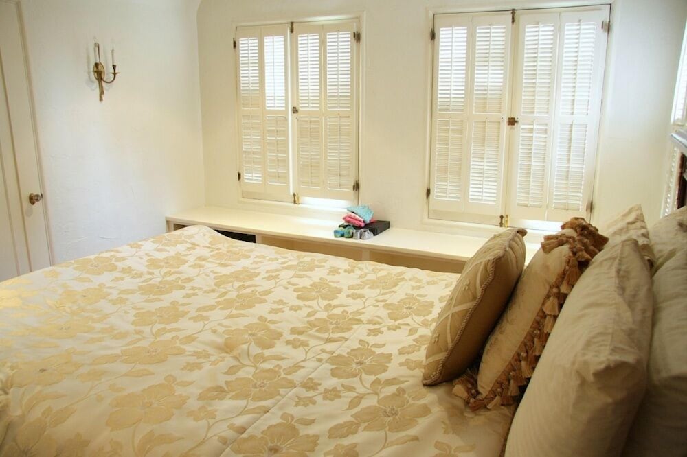 Casa Grande-Hollywood Hills by Stay City - Image 3