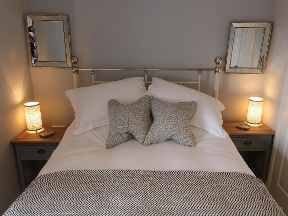 Inglenook Guest House
