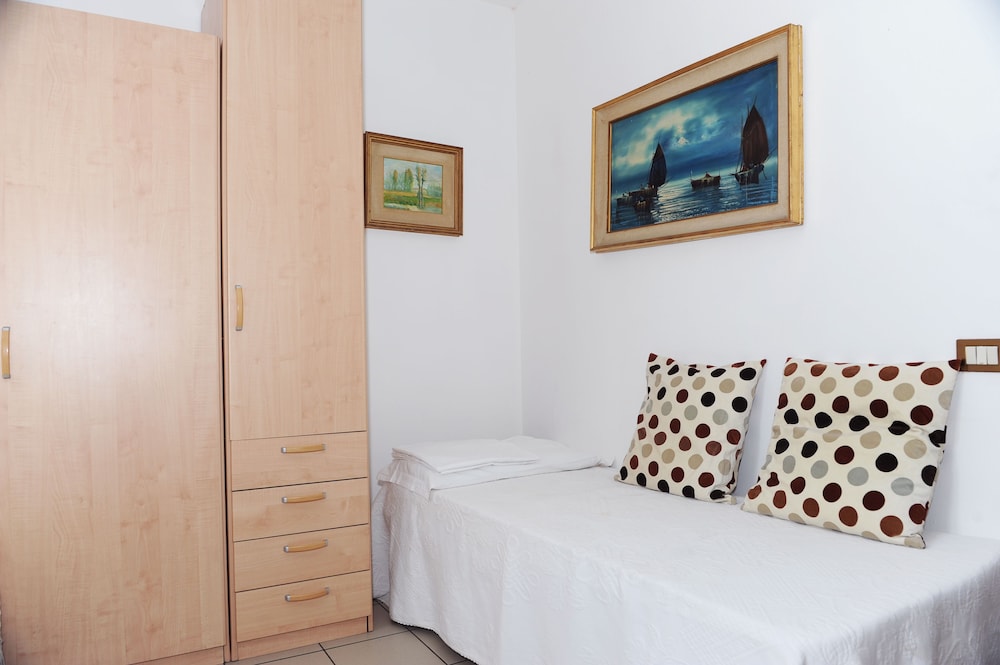 Victoria Hotels Carso