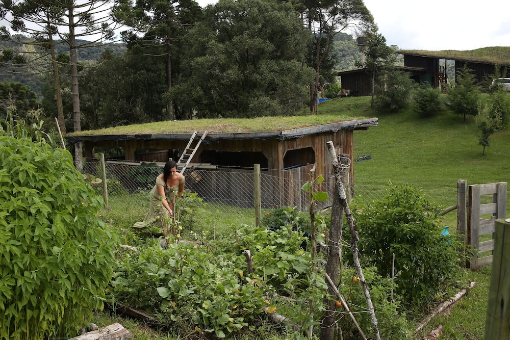 YAAHOO ECOLODGE