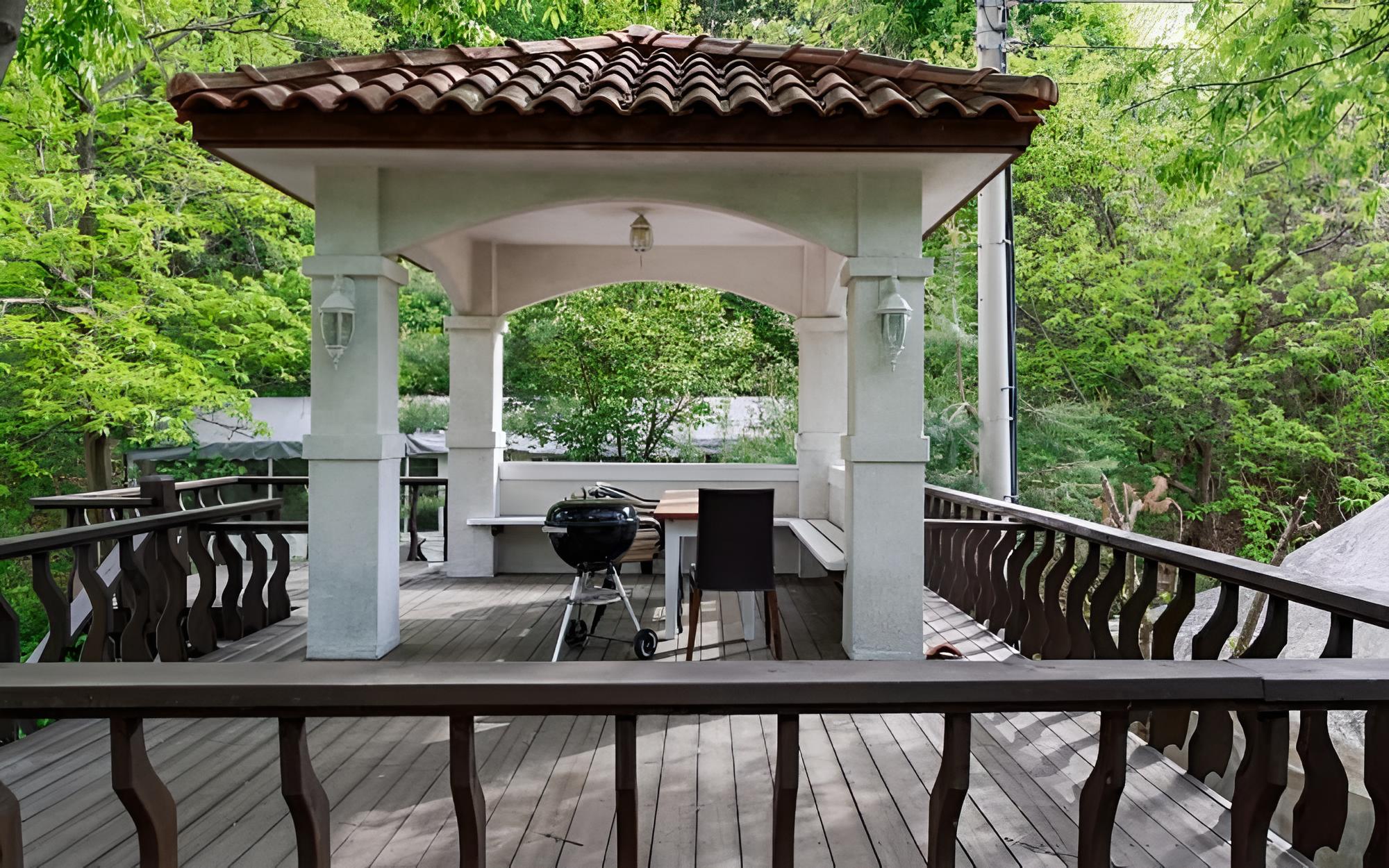 Hongcheon Melrose Pension view 3