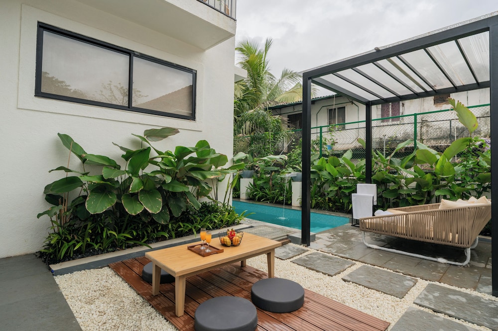 ELIVAAS Ekam | Luxe 4 BHK Villa With Pvt Pool & Patio