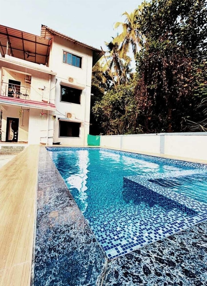 Coastal Gateway Resort, 3 min walk to Nagaon Beach