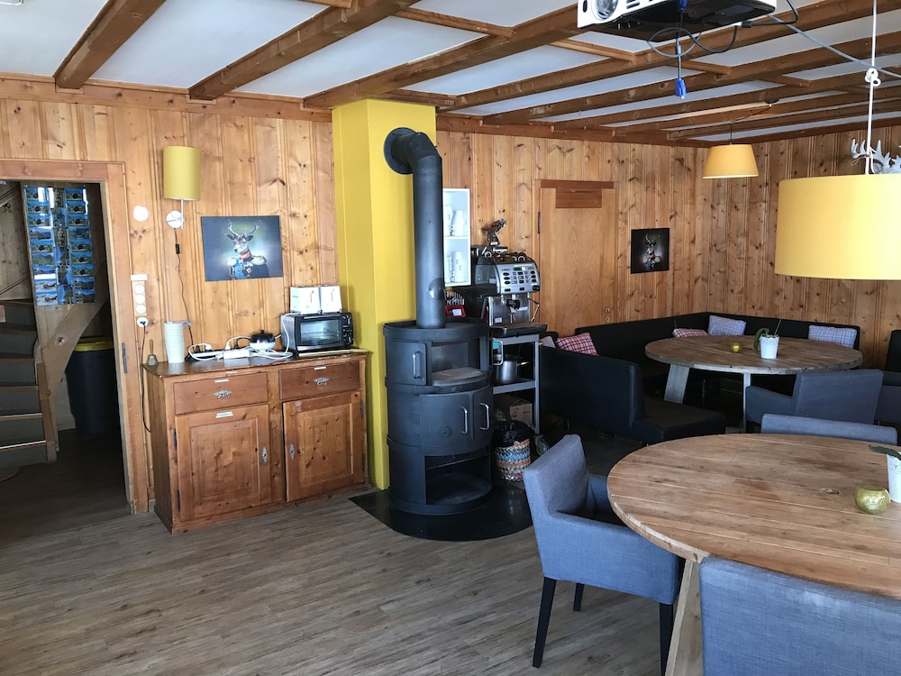 AmdenLodge - Bienenheim Naturhostel
