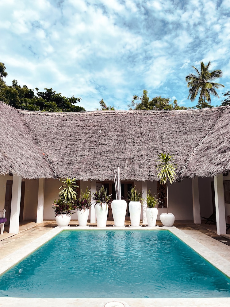 Sharazād Boutique Hotel