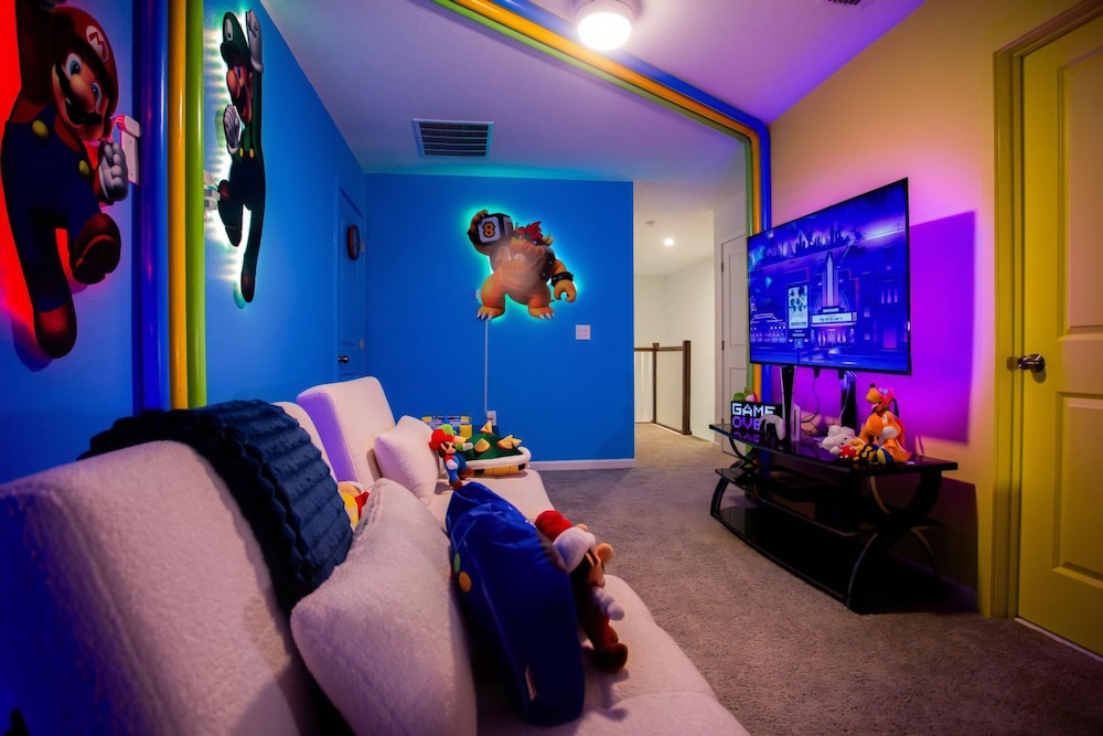 Magic Kingdom House- Brand Luxury Pool Home